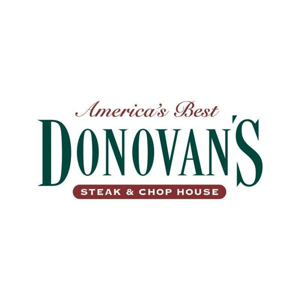 Foto diambil di Donovan&#39;s Steak &amp; Chop House oleh Yext Y. pada 11/22/2016
