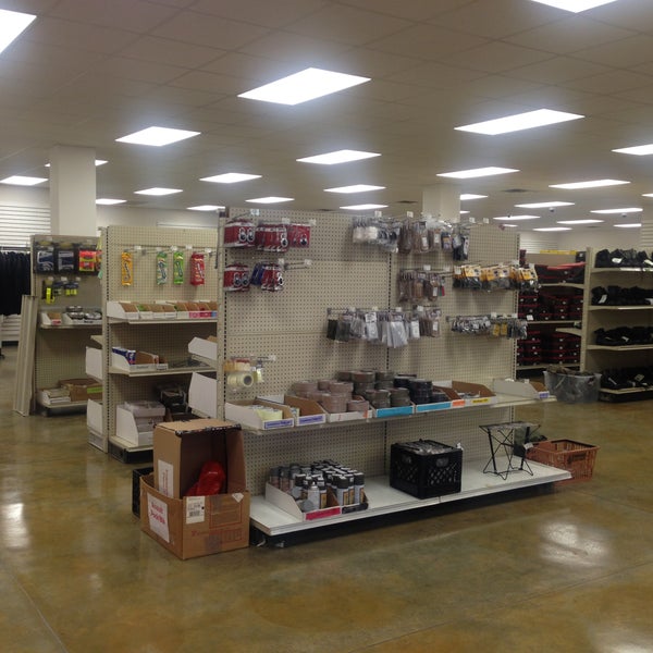 Commando Discount Military Surplus 4389 Victory Dr