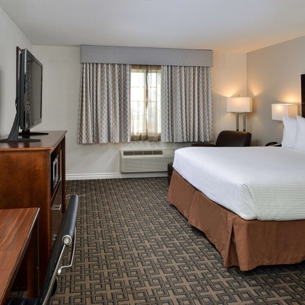 Photos at Best Western Kettleman City Inn & Suites Kettleman City, CA