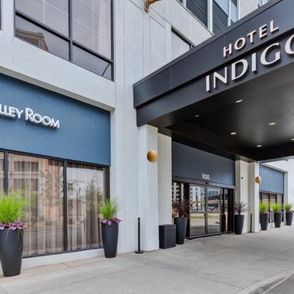Foto diambil di Hotel Indigo Detroit Downtown oleh Yext Y. pada 10/13/2020