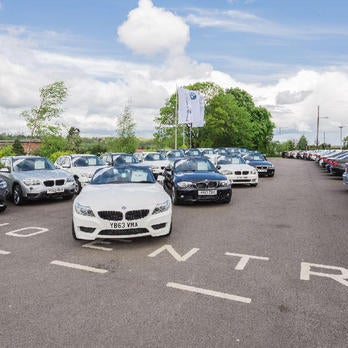 Stratstone BMW Harrogate - Car Dealership