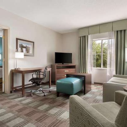 Снимок сделан в Homewood Suites by Hilton Charleston - Mt. Pleasant пользователем Yext Y. 10/20/2019