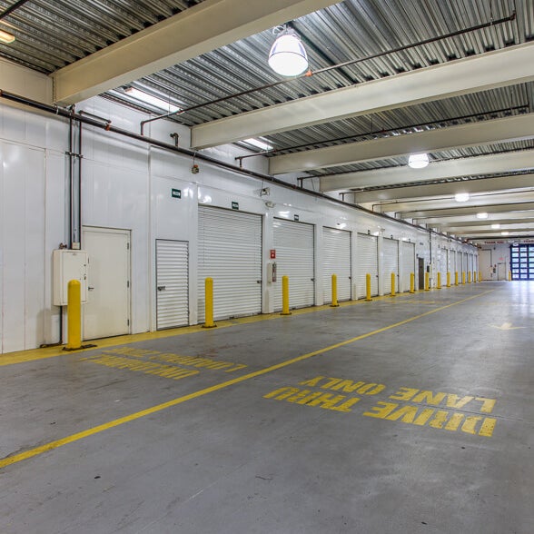 Farmington Self Storage Dandk Organizer