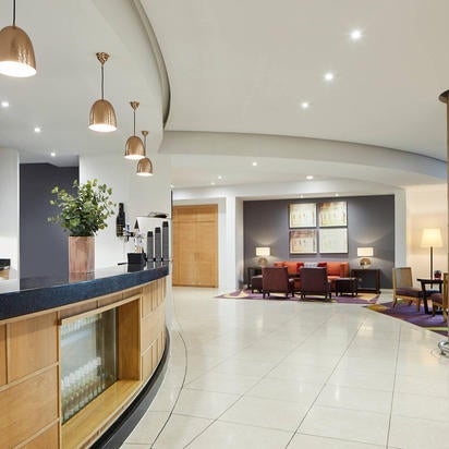 รูปภาพถ่ายที่ London Marriott Hotel Twickenham โดย Yext Y. เมื่อ 5/6/2020