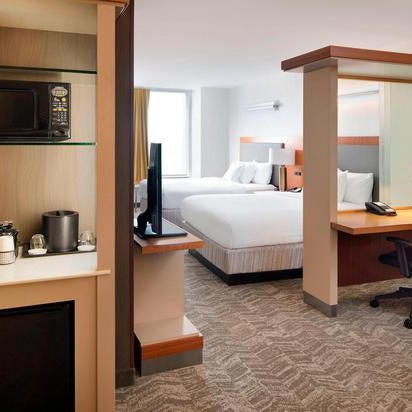 Foto scattata a SpringHill Suites by Marriott Indianapolis Downtown da Yext Y. il 5/7/2020