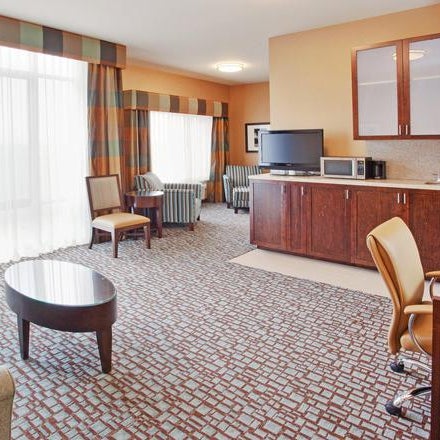 Foto tirada no(a) Holiday Inn Express Hotel &amp; Suites Salinas por Yext Y. em 3/6/2020