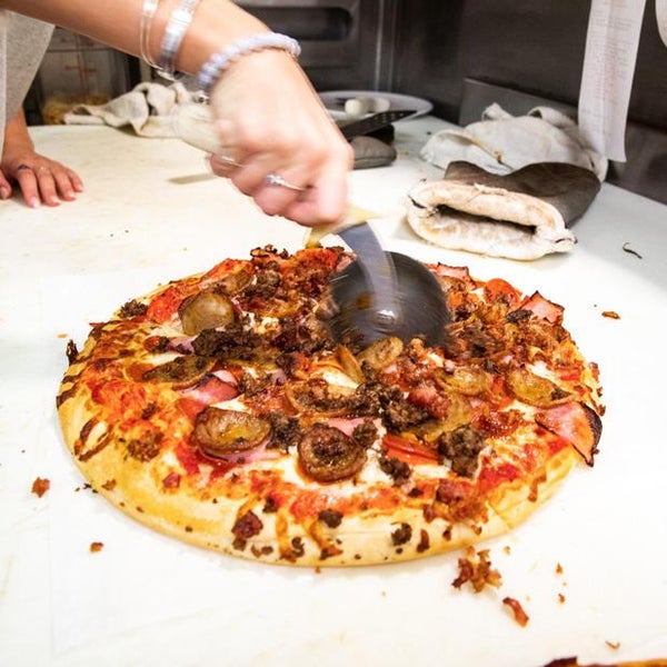 Снимок сделан в Pat&#39;s Pizza Yarmouth пользователем Yext Y. 9/30/2020