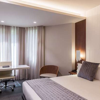 Отель данте 2023. AC Hotel Tarragona by Marriott.