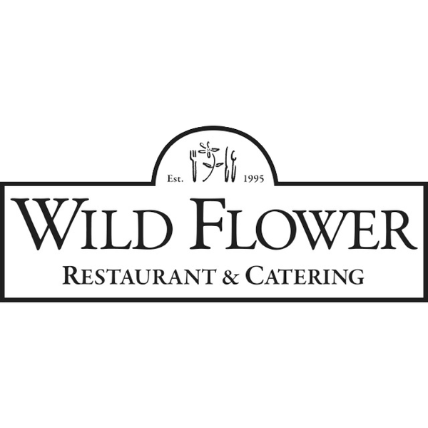 Foto tirada no(a) Wild Flower Restaurant, Bar &amp; Catering por Yext Y. em 12/22/2017