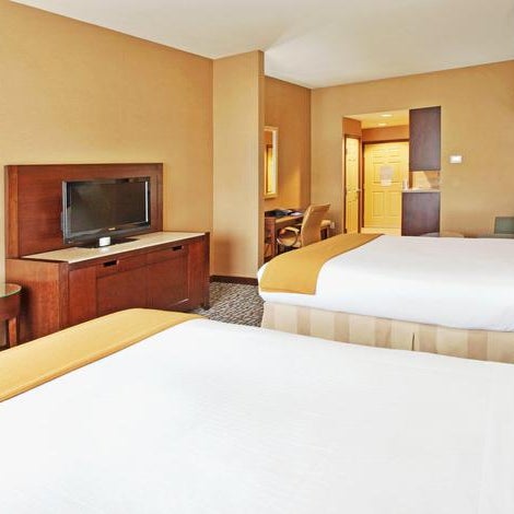 Foto tirada no(a) Holiday Inn Express Hotel &amp; Suites Salinas por Yext Y. em 3/6/2020