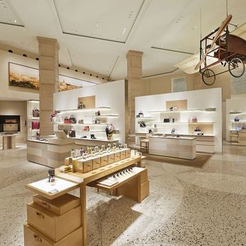 Photos at Louis Vuitton Roma Rinascente - Colonna - 141 visitors