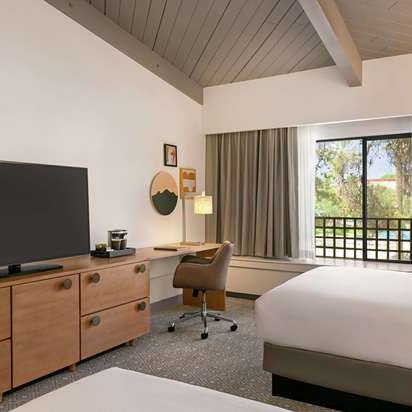 รูปภาพถ่ายที่ Hilton Scottsdale Resort &amp; Villas โดย Yext Y. เมื่อ 3/2/2020