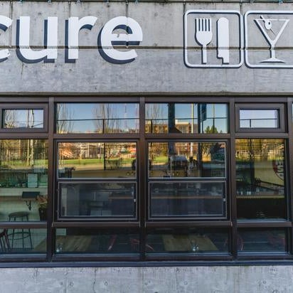 Foto tirada no(a) Cure Seattle | Capitol Hill Bar &amp; Charcuterie por Yext Y. em 7/17/2018