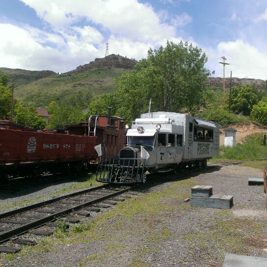 รูปภาพถ่ายที่ Colorado Railroad Museum โดย Bob B. เมื่อ 6/8/2013