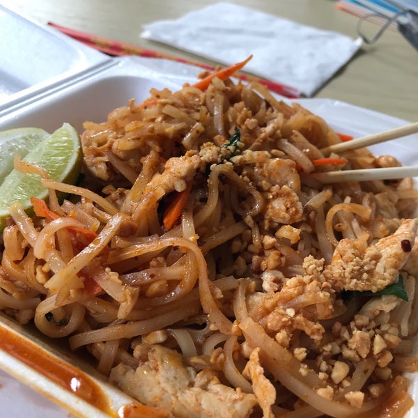 Liang's Thai Food Food Truck in Denver