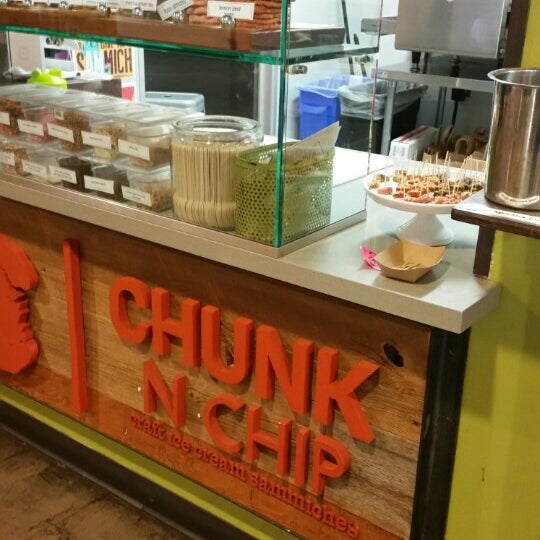 Photo taken at Chunk-n-Chip by Traci K. on 7/9/2016