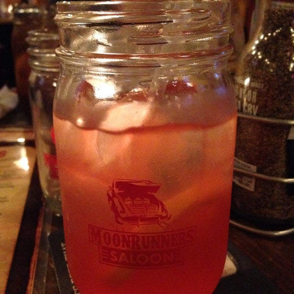 Strawberry lemonade moonshine is amazeballs!!!