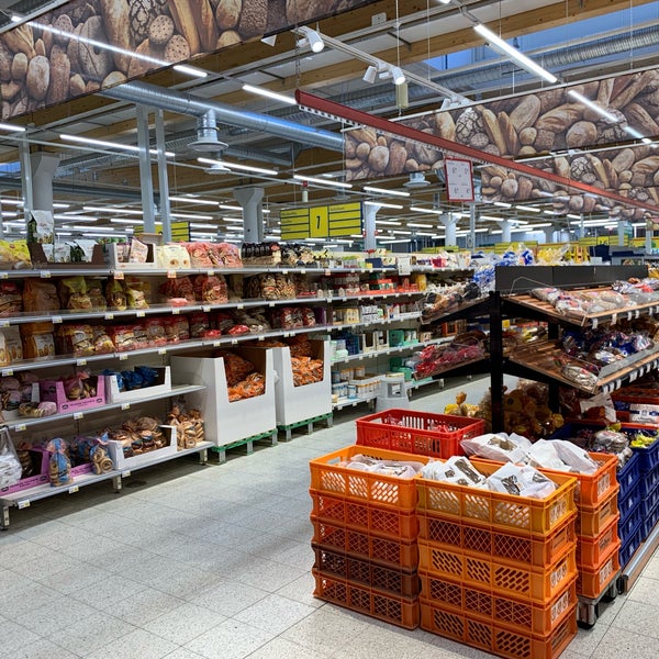 гонконг рынок. подарки маркет птз. George’s market в белфасте. St. мировые рынки базары.