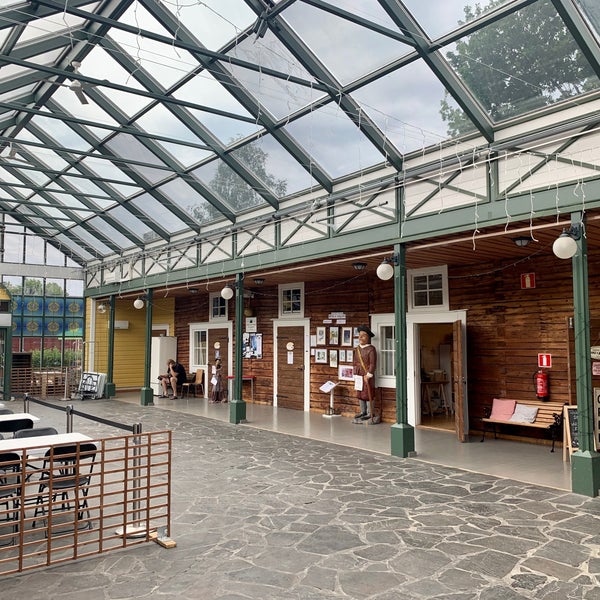 Corner Department Store