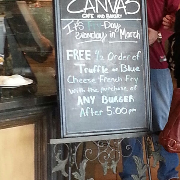 3/14/2013にB. Dan P.がCanvas Cafe and Bakeryで撮った写真