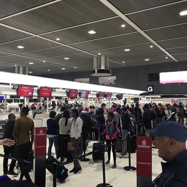 Photos At エミレーツ航空 チェックインカウンター Airport Terminal In 成田市