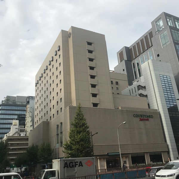 รูปภาพถ่ายที่ Courtyard by Marriott Tokyo Ginza Hotel โดย Creig เมื่อ 11/6/2020