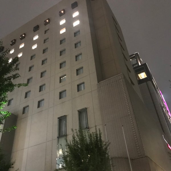 รูปภาพถ่ายที่ Courtyard by Marriott Tokyo Ginza Hotel โดย Creig เมื่อ 11/2/2020