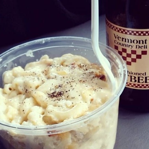 Grab a half pound of delicious mac and cheese from this country store for under $4.