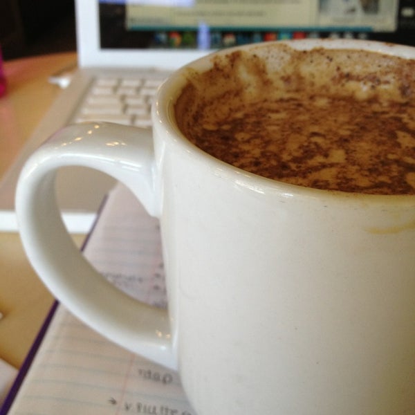 3/9/2013にVicki T.がMystic Coffee Roasterで撮った写真