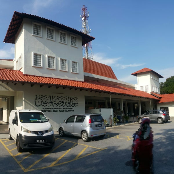 Surau Seksyen 4 Shah Alam Selangor