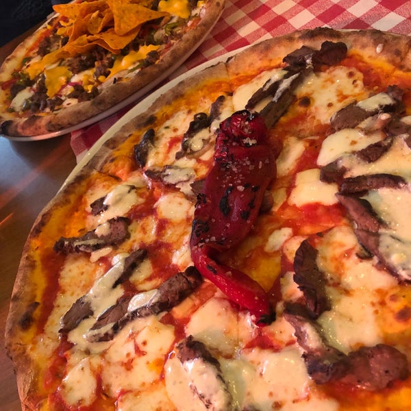 3/22/2021 tarihinde Ayda G.ziyaretçi tarafından Double Zero Pizzeria'de çekilen fotoğraf