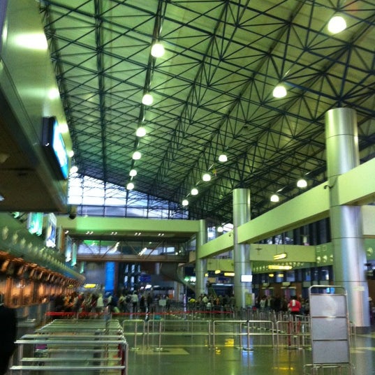 noi bai international airport code