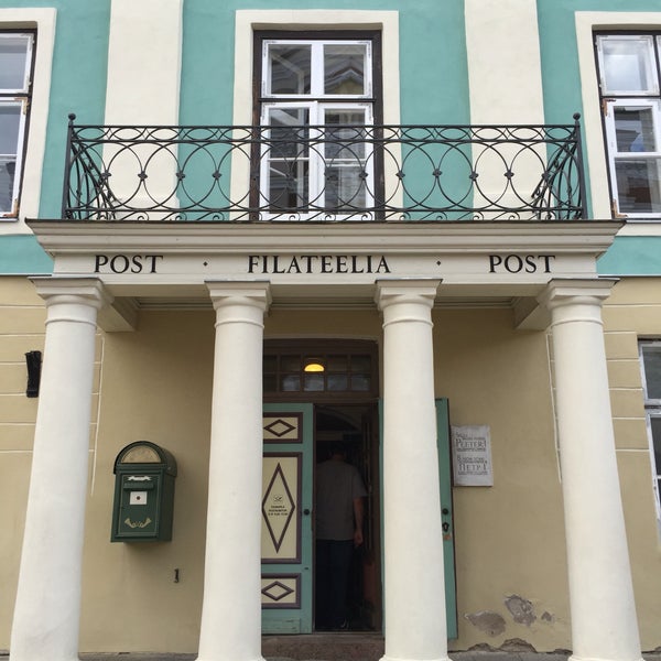 Eesti Post Vaksali Postkontor Post Office In Tallinn