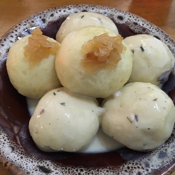 Галушки яблочные. Полтава галушки. Тесто на галушки. Галушки второе блюдо. Полтавские галушки.