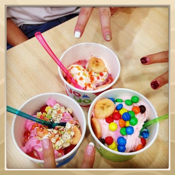 10/19/2014にОльга Б.がYoYo Frozen Yoghurtで撮った写真