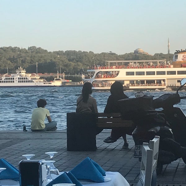 Снимок сделан в Olimpiyat Restaurant пользователем A.Yeşim K. 8/19/2018