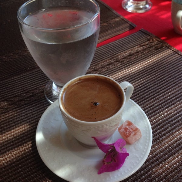 8/2/2014 tarihinde Sultan E.ziyaretçi tarafından Polka Cafe Bar'de çekilen fotoğraf
