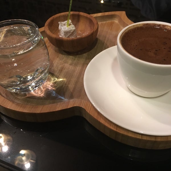 2/9/2018にFlinta Mu®at6️⃣0️⃣ .がRubaS Nargile Cafeで撮った写真
