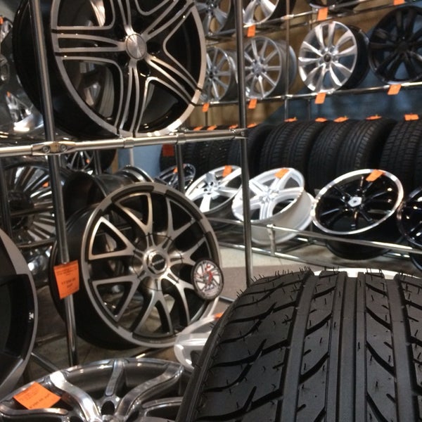 Колесо сургут каталог шин. Колеса даром в екатеринбурге. Колеса мира сургут. Автошины и диски. Шинный центр сургут.
