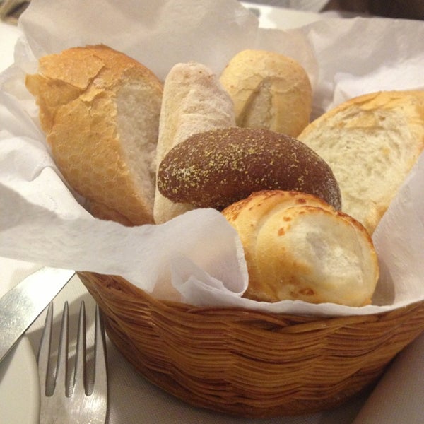 4/20/2013 tarihinde Marcelo R.ziyaretçi tarafından Restaurante Bella Napoli'de çekilen fotoğraf