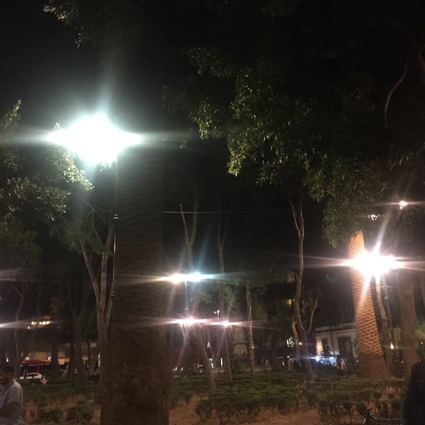 Foto tomada en Jardín Centenario  por BereGaby G. el 3/14/2019