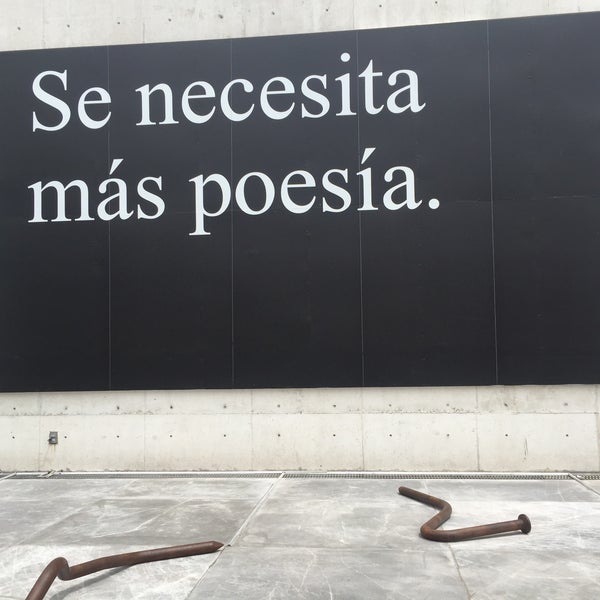 3/26/2016 tarihinde @carlostomasiniziyaretçi tarafından Museo Universitario de Arte Contemporáneo (MUAC)'de çekilen fotoğraf