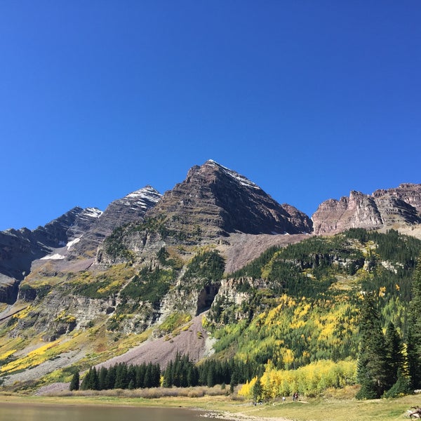 Photo taken at Maroon Bells Guide &amp; Outfitters by Michael M. on 9/20/2015