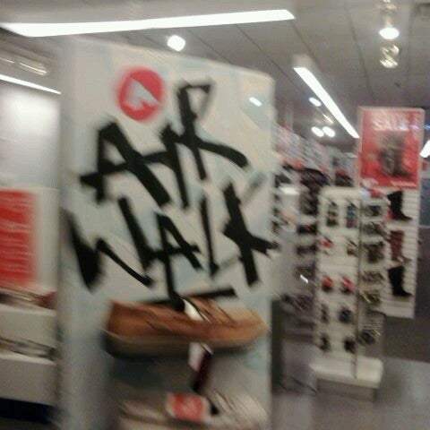 payless shoesource bronx ny