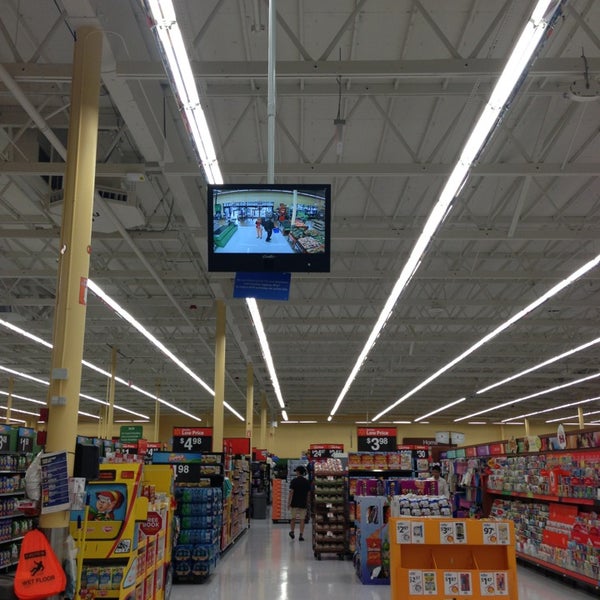 Walmart Neighborhood Market - 15063 Main St