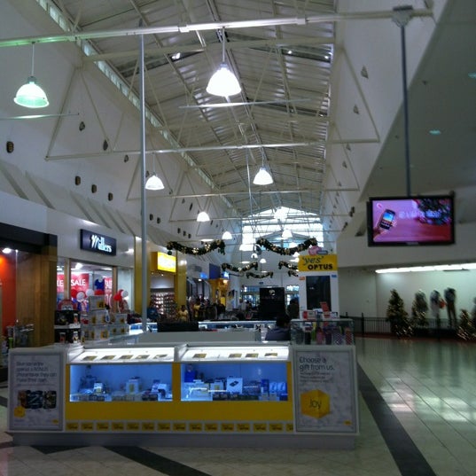 Keilor Central Shopping Mall in Keilor Downs