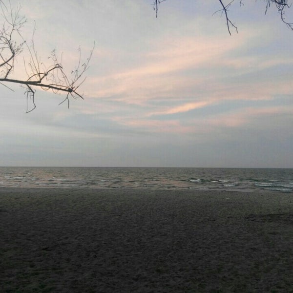 Gelora beach resort