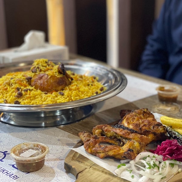 Foto tomada en مطعم الحمراء البخاري  por Abdulrahman Ro el 12/27/2023