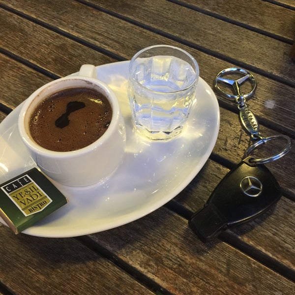 Photo taken at Yeşil Vadi Cafe by Abdullah Y. on 7/24/2016