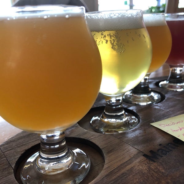 9/14/2019 tarihinde Caleb C.ziyaretçi tarafından Maine Beer Cafe'de çekilen fotoğraf